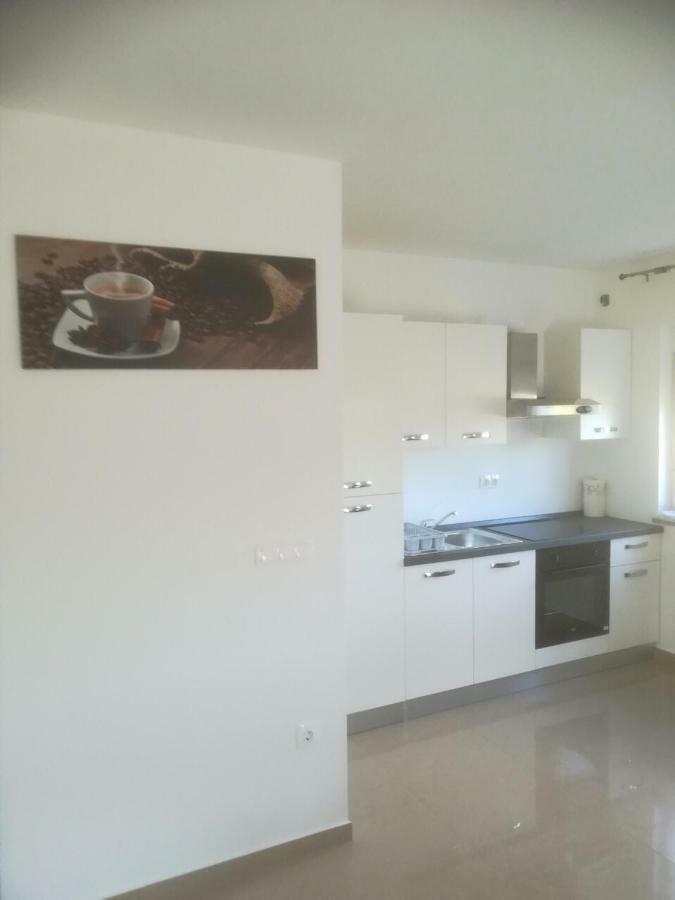 Appartement Apartman Ki à Pula Extérieur photo
