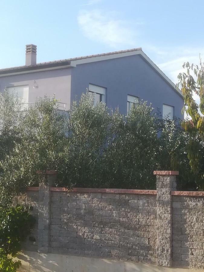 Appartement Apartman Ki à Pula Extérieur photo